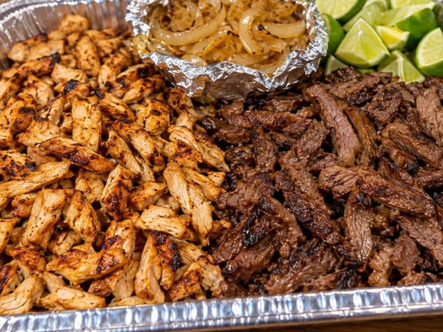 Parrillada - Fajita and Chicken for 2.